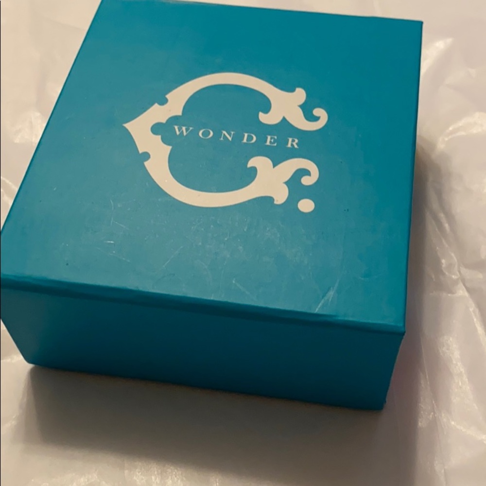 C.Wonder necklace - Picture 5 of 6